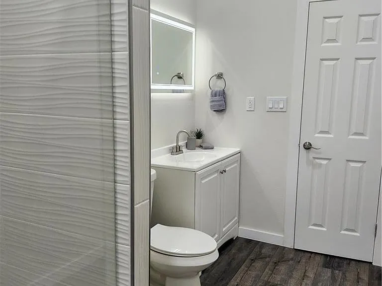 2914 Chateau St — Photo 24