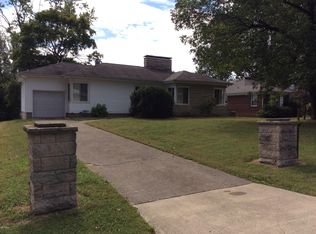 1915 Lake St, Mount Vernon, IL 62864