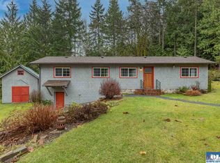 2393 Black Diamond Rd, Port Angeles, WA 98363
