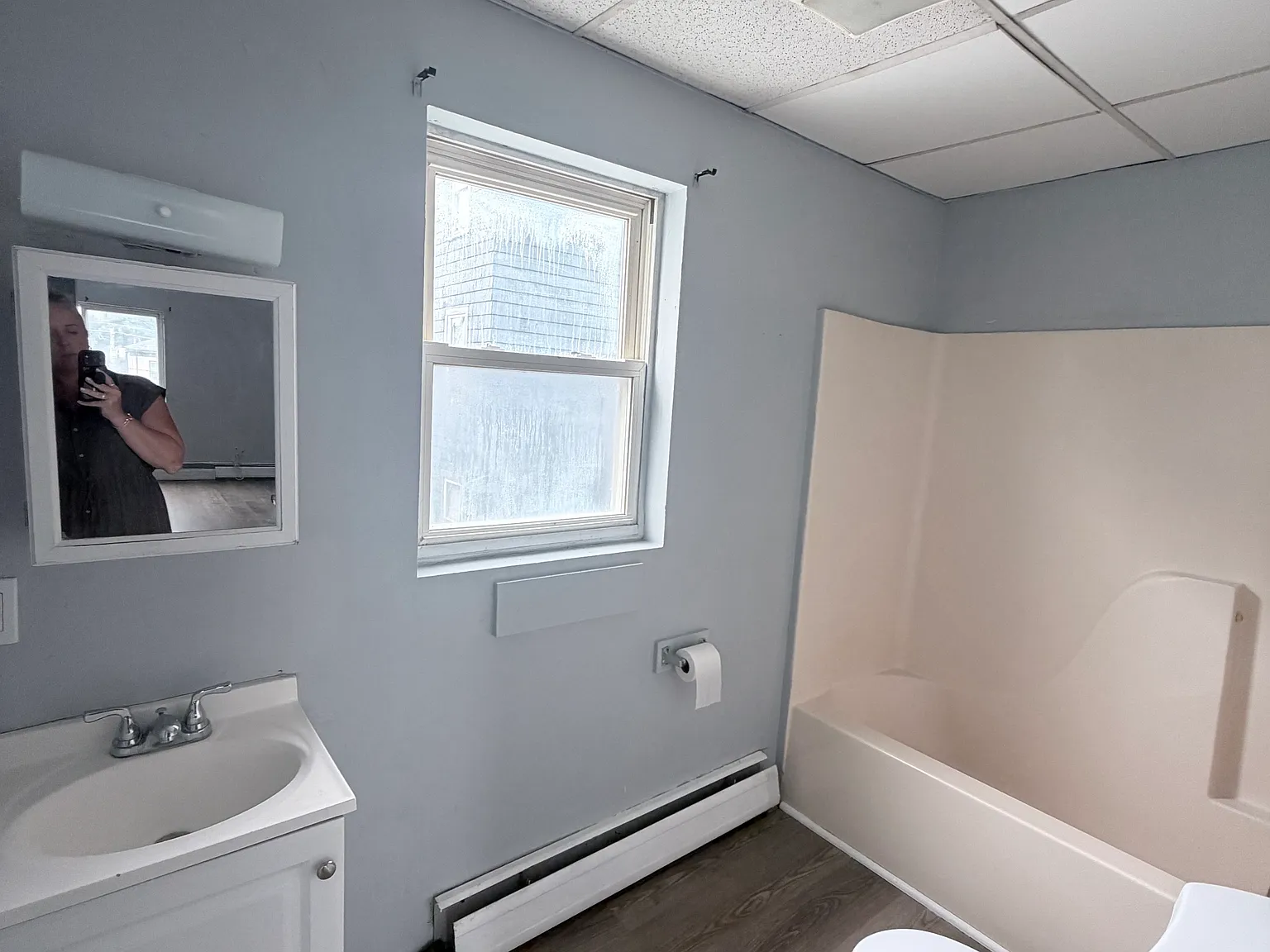 3 bed, $1,950 — Photo 3