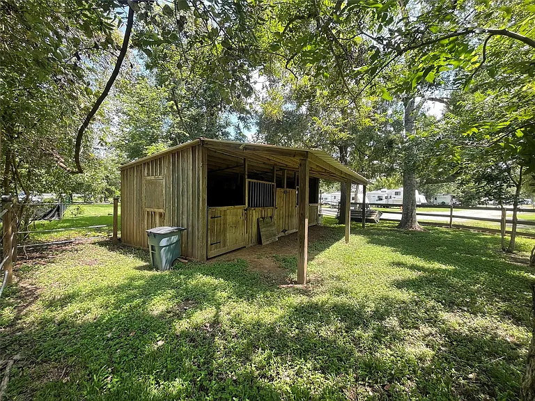 1631 Hagerson Rd — Photo 12