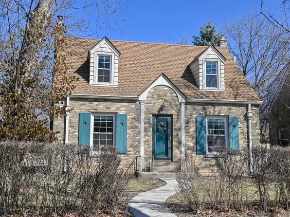 1946 Ludington AVENUE, Wauwatosa, WI 53226