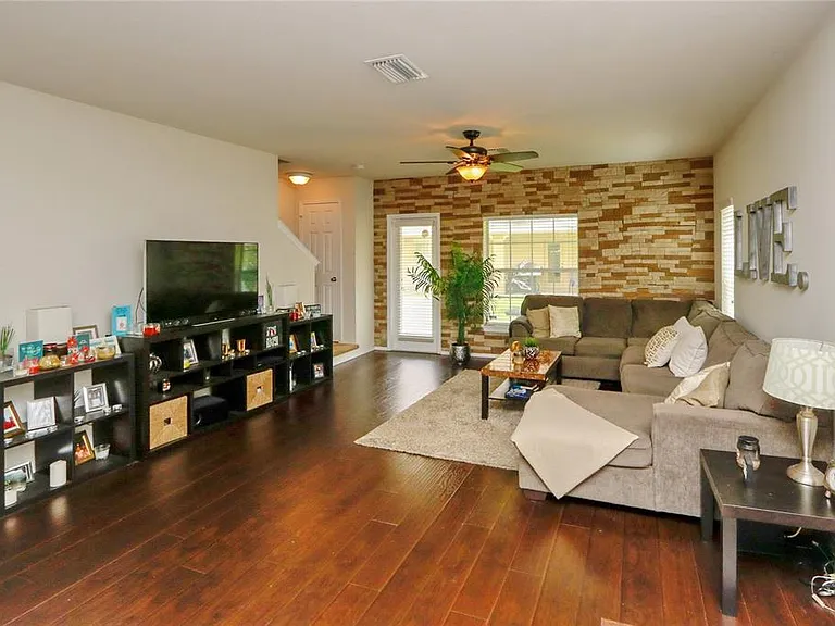 4724 Somerset Hill Ln — Photo 5
