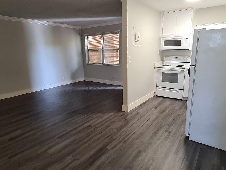 1st image of 2008 Jackson St APT B2