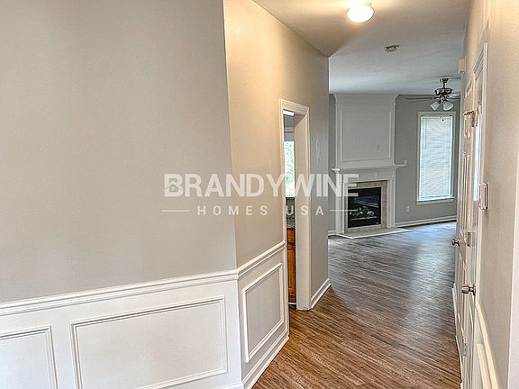 5th image of 5209 Lakerock Dr SW