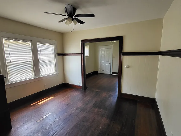 323 N Rural St — Photo 6
