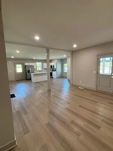 201 Monroe St #1 Photo 1
