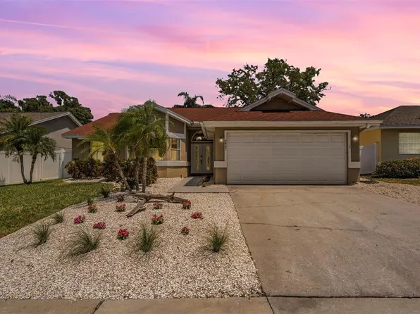 4847 Harbor Woods Dr, Palm Harbor, FL 34683