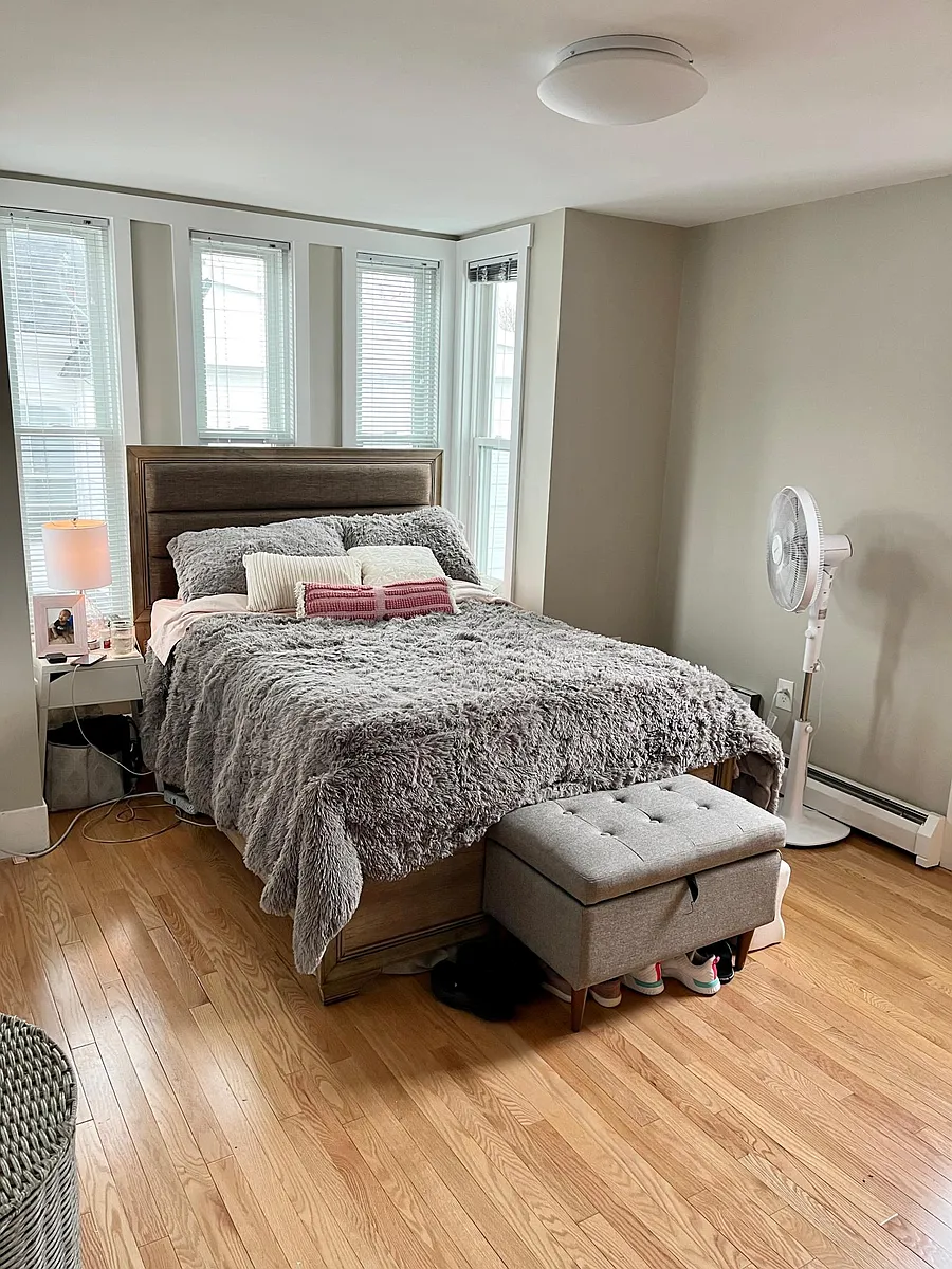 Bedroom - 88 Highland Ave #4