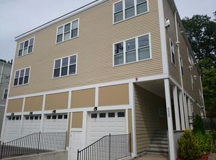 855 Lagrange St UNIT 1, Boston, MA 02132