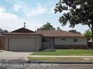 3226 E Acacia Ave, Fresno, CA 93726