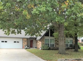 712 Adams Dr, Crandall, TX 75114