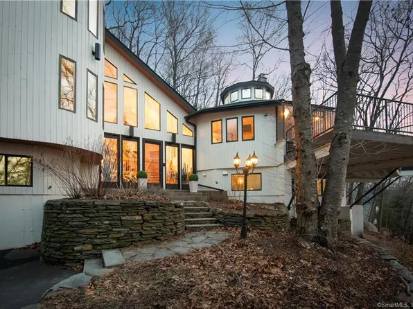 80 Mountain View Road, Glastonbury, CT 06033