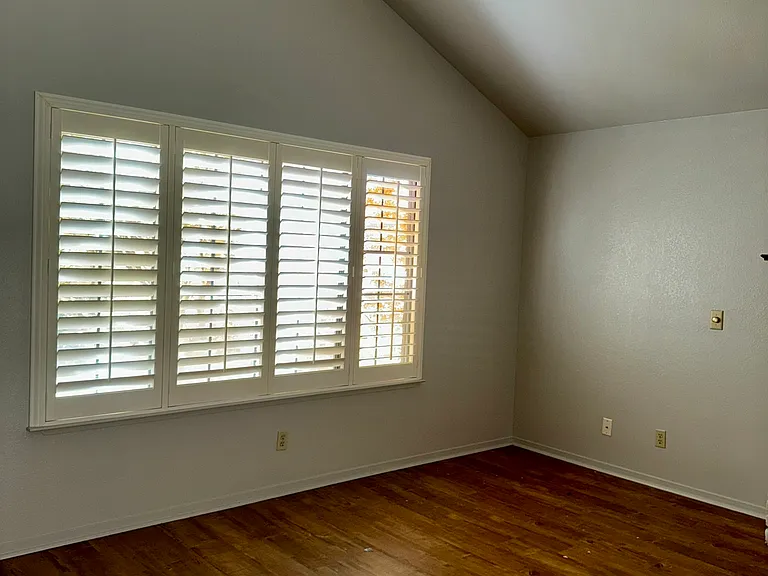3650 W Beechwood Ave — Photo 5
