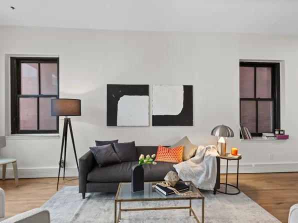 264 Water Street image 5 of 13