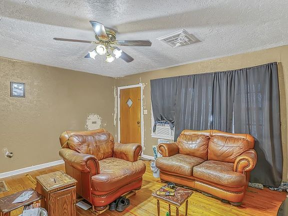 3rd image of 2128 NW Smith Ave