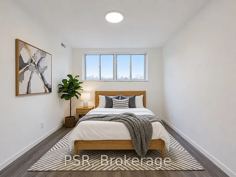 2208 Dufferin St #102 — Photo 5