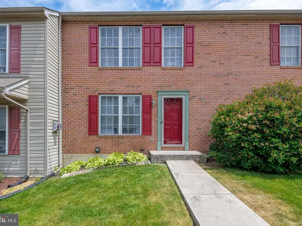 104 Battens Cir, Leola, PA 17540