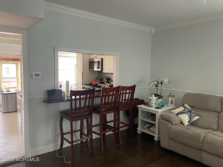 82 Hennessey St — Photo 4
