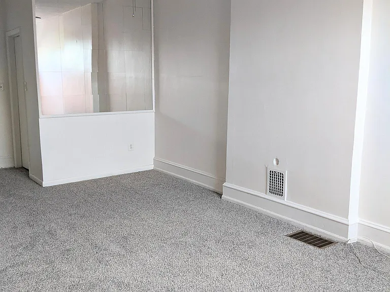 1314 Green St — Photo 2