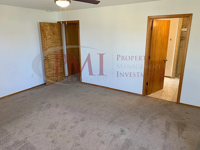 2229 Santa Ana — Photo 15
