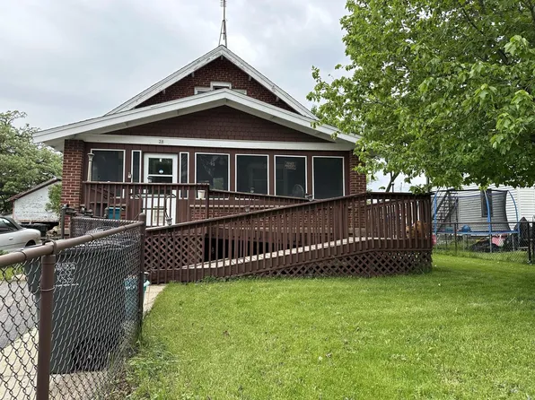 39 North Walworth STREET, Darien, WI 53114