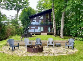 170 Hill St, Gravenhurst, ON P1P1R2