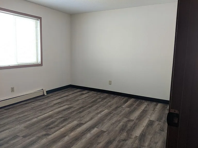 Landview Apartments — Photo 46