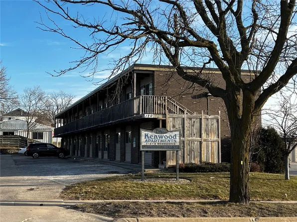 120 32nd St NE, Cedar Rapids, IA 52402