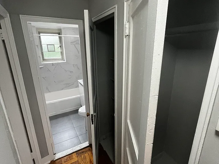 6410C 186th Ln #2C — Photo 8