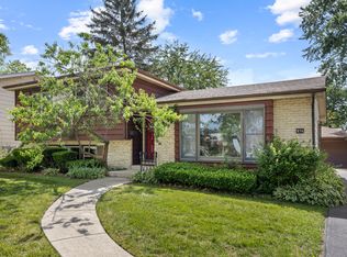 874 S Wisconsin Ave, Addison, IL 60101