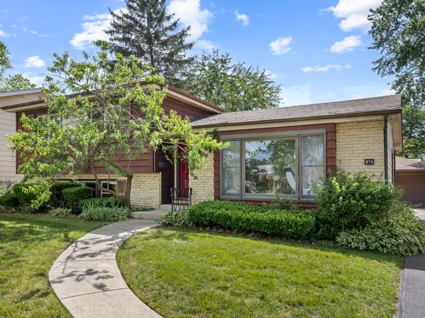 874 S Wisconsin Ave, Addison, IL 60101