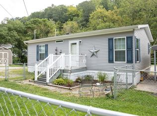 6426 National Rd, Triadelphia, WV 26059