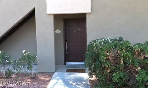 1 bed, 1.0 bath, 853 sqft, $1,425 — Photo 3