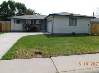 688 James Ln, Reno, NV 89503