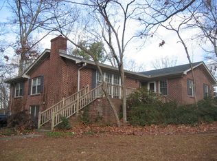 493 Balfour Dr, Decatur, GA 30032
