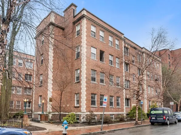 21 Chauncy St APT 3B, Cambridge, MA 02138