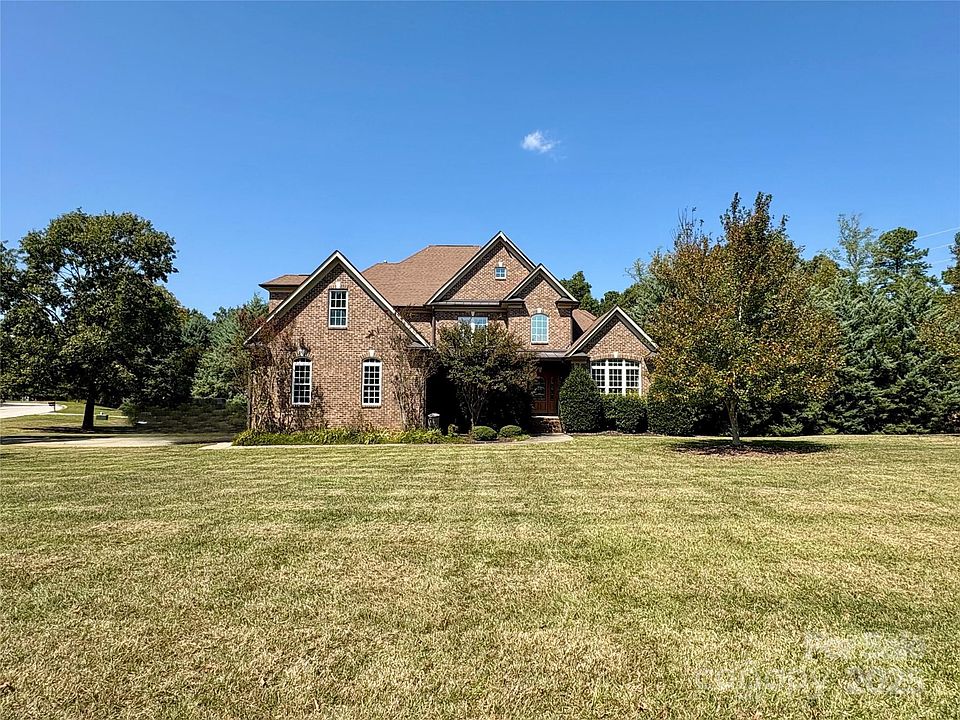 1st image of 2553 Cozy Cove Dr