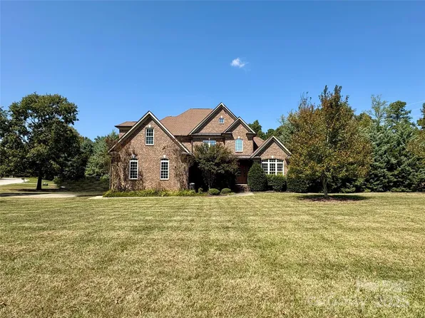 2553 Cozy Cove Dr, York, SC 29745