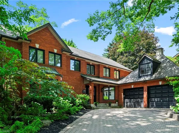 104 Whittington Pl, Oakville, ON L6K 3V9