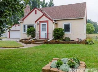 1206 Eldridge Ave W, Roseville, MN 55113
