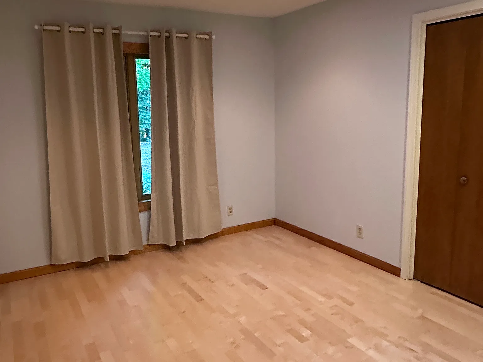 3 bed, 1818 sqft, $4,450 — Photo 2