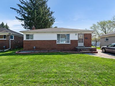 24786 Cushing Ave, Eastpointe, MI, 48021