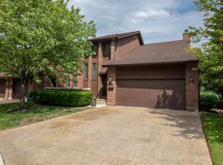 1221 Beau Dr, Park Ridge, IL 60068