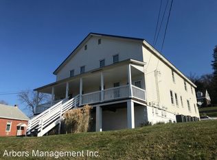 27 S Main St #2, Ellsworth, PA 15331