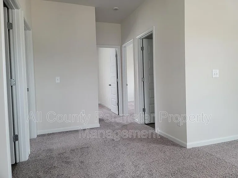 25 Rambling Oaks Dr — Photo 5