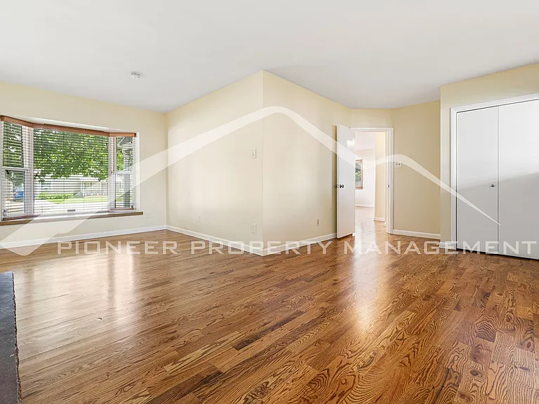 5095 Clay St — Photo 10