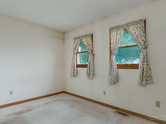 5th image of 46 Gastville St