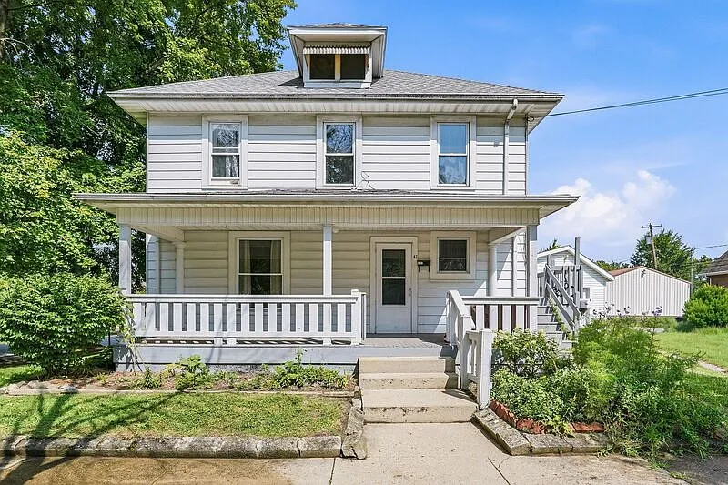 67 1/2 W 4th St #67
