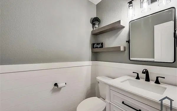 3812 Granby Ln — Photo 10